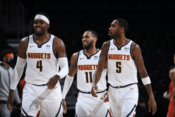 布伦森在NBA杯淘汰赛期间场均砍33+6.7，命中率55%（NBA季中锦标赛淘汰赛阶段，布伦森场均33+6.7，投篮命中率55%）